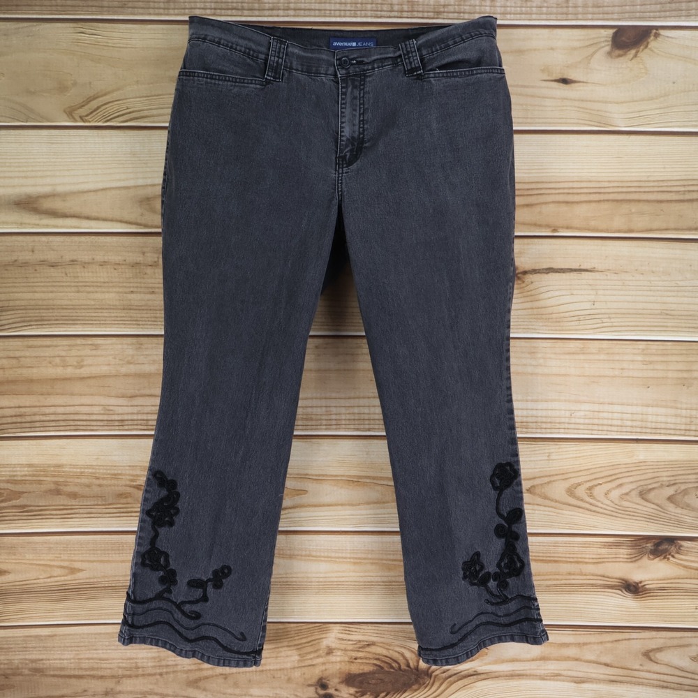 Avenue Jeans Womens Size 18 Black Denim Embroidered Flowers Mid Rise‎ Pockets